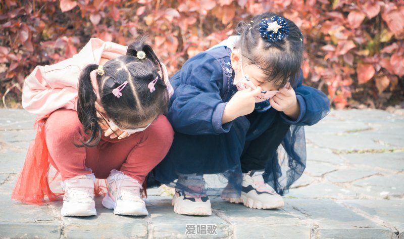 爱看动漫的小伙伴能否分享一下你们觉得不错的动漫 爱看动漫的小伙伴能否分享一下你们觉得不错的动漫 - 爱唱歌