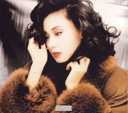 港姐邝美云近况如何 - 爱唱歌