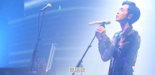对于苏打绿中的吴青峰,你怎么看 对于苏打绿中的吴青峰,你怎么看 - 爱唱歌