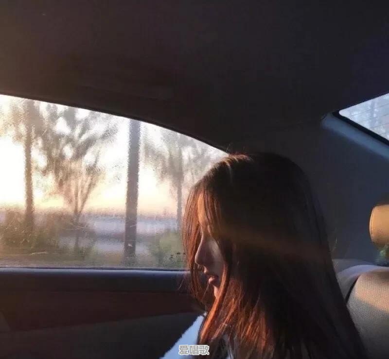 女生心情不好时怎么聊天?哪些套路可以瞬间逗她开心 女生心情不好时怎么聊天?哪些套路可以瞬间逗她开心 - 爱唱歌