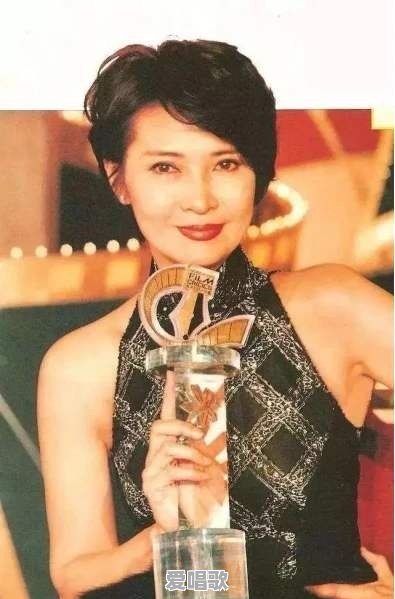 如何评价赢过林青霞、甩了谢贤的女演员萧芳芳 如何评价赢过林青霞、甩了谢贤的女演员萧芳芳 - 爱唱歌