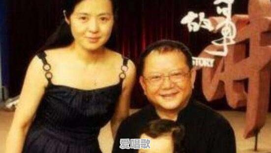 娶了嫩妻越活越年轻的老年演员,除了王刚还有谁 娶了嫩妻越活越年轻的老年演员,除了王刚还有谁 - 爱唱歌