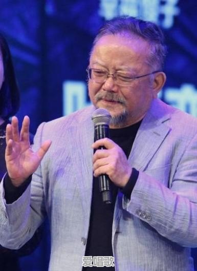 娶了嫩妻越活越年轻的老年演员,除了王刚还有谁 娶了嫩妻越活越年轻的老年演员,除了王刚还有谁 - 爱唱歌