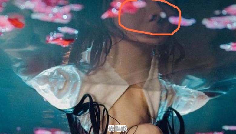 娱乐圈哪些明星的体型堪称“魔鬼身材” 娱乐圈哪些明星的体型堪称“魔鬼身材” - 爱唱歌