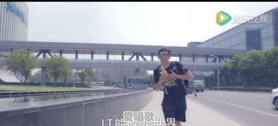 继当年火爆全网的“度娘”之后,还有哪些漂亮的“年会妹子”出现过 继当年火爆全网的“度娘”之后,还有哪些漂亮的“年会妹子”出现过 - 爱唱歌