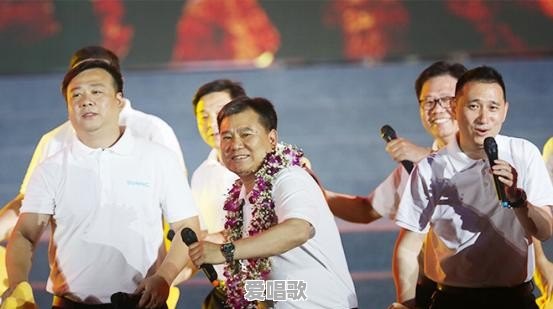 继当年火爆全网的“度娘”之后,还有哪些漂亮的“年会妹子”出现过 继当年火爆全网的“度娘”之后,还有哪些漂亮的“年会妹子”出现过 - 爱唱歌
