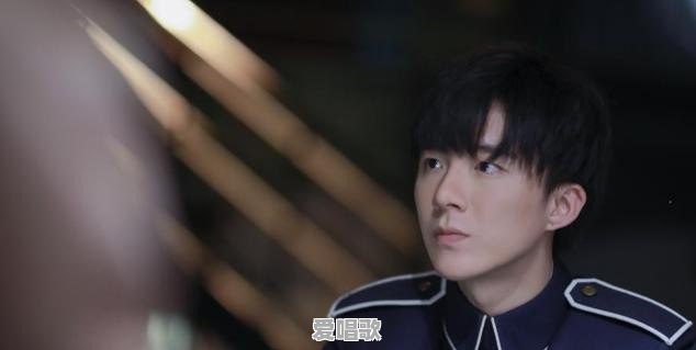 网红对战实力歌手 网红对战实力歌手 - 爱唱歌