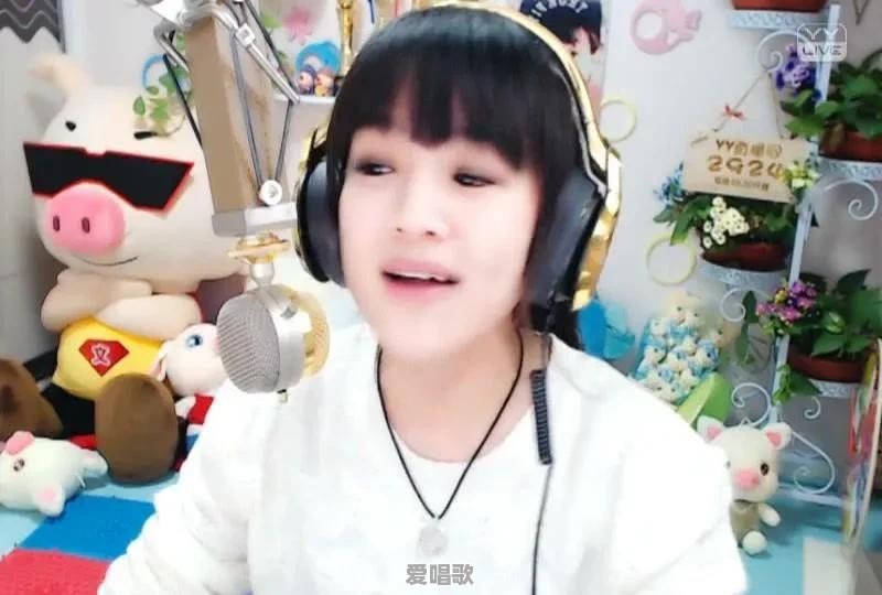 女实力网红歌手 女实力网红歌手 - 爱唱歌