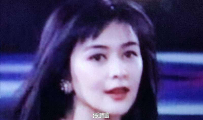香港电影中你觉得哪位女演员是性感尤物？她演过什么电影 - 爱唱歌