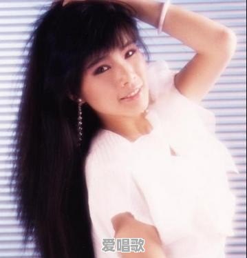 邓丽君演唱过的《何日君再来》、《美酒加咖啡》、《舞女泪》等歌曲算不算“靡靡之音” 邓丽君演唱过的《何日君再来》、《美酒加咖啡》、《舞女泪》等歌曲算不算“靡靡之音” - 爱唱歌