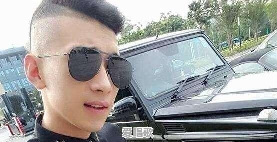 网红年薪大概多少 网红年薪大概多少 - 爱唱歌