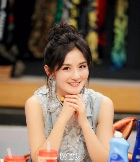 你们觉得是谢娜唱歌好听还是江珊唱歌好听 你们觉得是谢娜唱歌好听还是江珊唱歌好听 - 爱唱歌