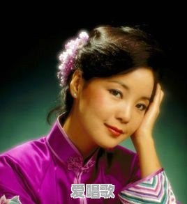 一个20来岁的小伙子唱邓丽君韩宝仪他们那个年代的歌是什么感觉 一个20来岁的小伙子唱邓丽君韩宝仪他们那个年代的歌是什么感觉 - 爱唱歌