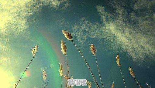 有些女人让男人给她唱歌听是什么意思 有些女人让男人给她唱歌听是什么意思 - 爱唱歌