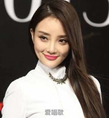 提到演技一直在倒退的明星,你们想到了谁 提到演技一直在倒退的明星,你们想到了谁 - 爱唱歌