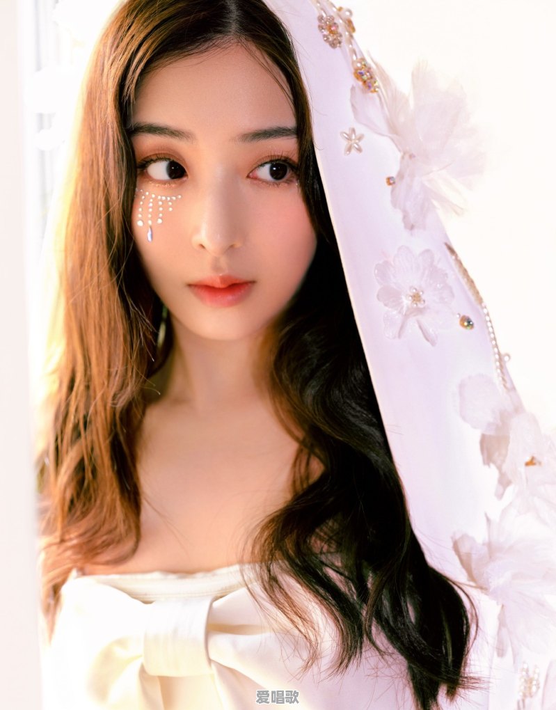 为什么当时拍乘风破浪第一季的张含韵没有现在第三季的王心凌热 为什么当时拍乘风破浪第一季的张含韵没有现在第三季的王心凌热 - 爱唱歌