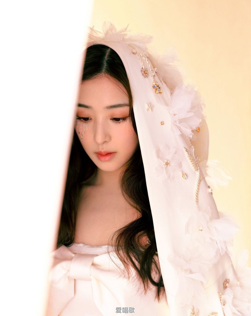 为什么当时拍乘风破浪第一季的张含韵没有现在第三季的王心凌热 为什么当时拍乘风破浪第一季的张含韵没有现在第三季的王心凌热 - 爱唱歌