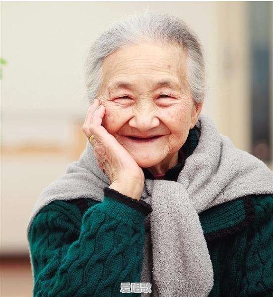 有没有适合老夫老妻唱的歌曲推荐 有没有适合老夫老妻唱的歌曲推荐 - 爱唱歌