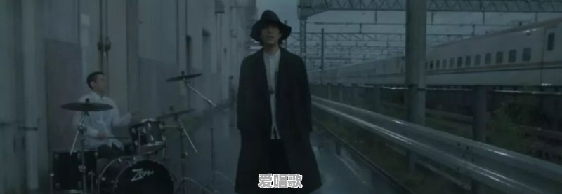 新海诚《你的名字》中文版主题曲由五月天演唱,会影响你对片子的印象吗 新海诚《你的名字》中文版主题曲由五月天演唱,会影响你对片子的印象吗 - 爱唱歌