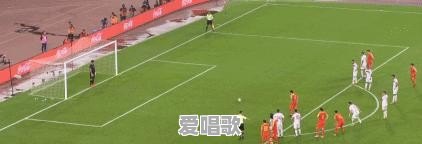 中国队获点球,南京球迷齐喊吴曦,结果却是郜林罚点球,你怎么看 中国队获点球,南京球迷齐喊吴曦,结果却是郜林罚点球,你怎么看 - 爱唱歌