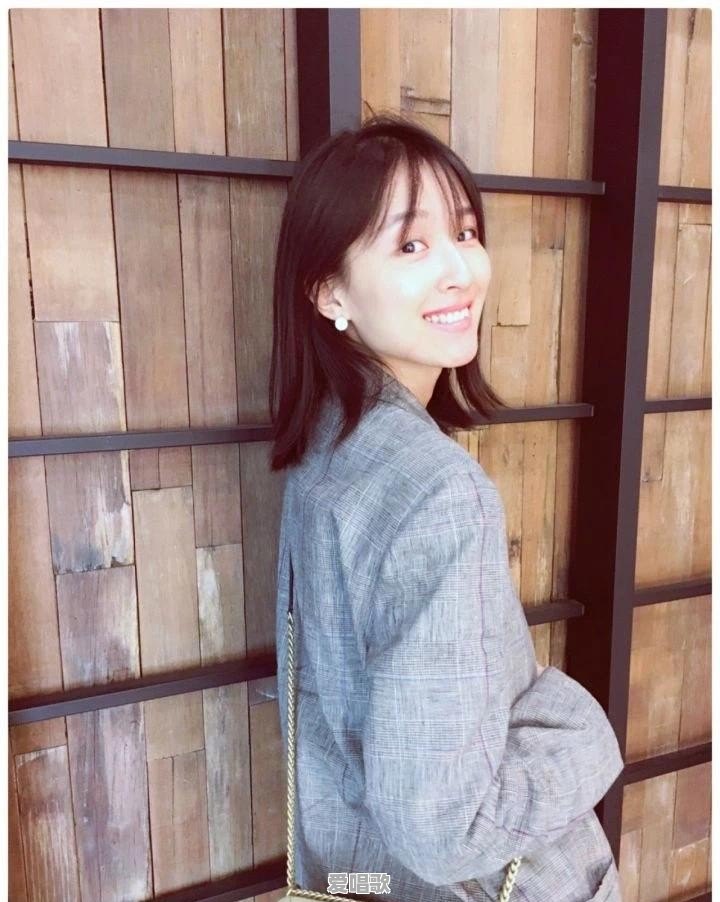 因故“突然消失”退出娱乐圈的女明星有哪些?究竟是什么缘故 因故“突然消失”退出娱乐圈的女明星有哪些?究竟是什么缘故 - 爱唱歌