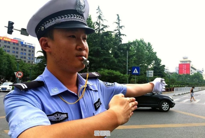 假脸男华语乐坛 假脸男华语乐坛 - 爱唱歌