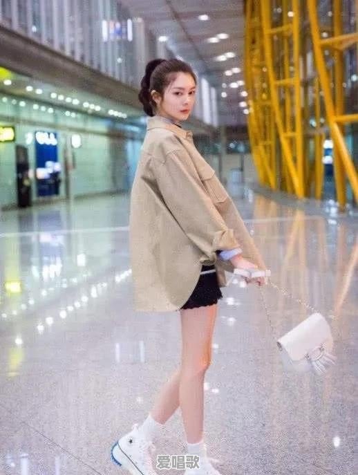现在一个女生能主动到什么地步 - 爱唱歌