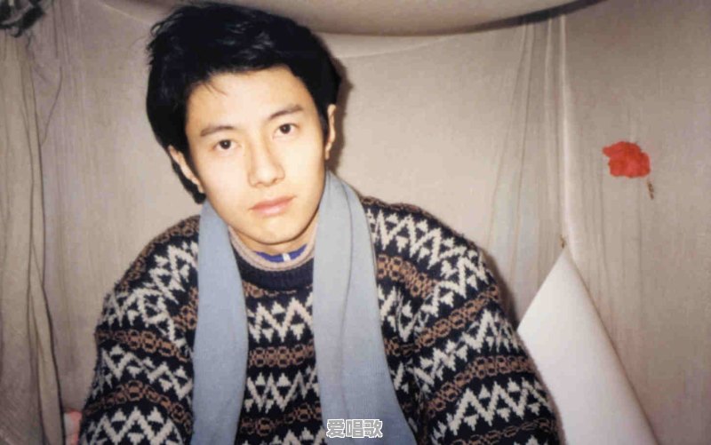 怎样评价郑钧的演唱水平 怎样评价郑钧的演唱水平 - 爱唱歌