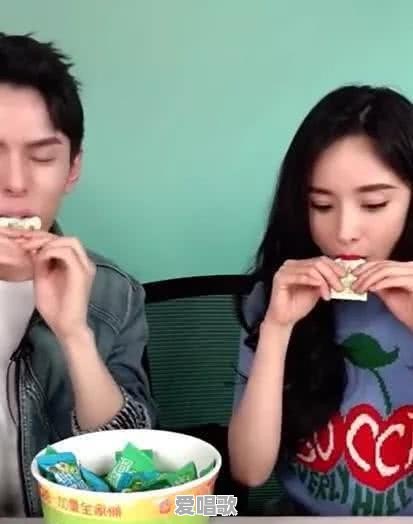 李佳琦为什么要对杨幂开黄腔？开黄腔有没有影响在你心中的形象 - 爱唱歌