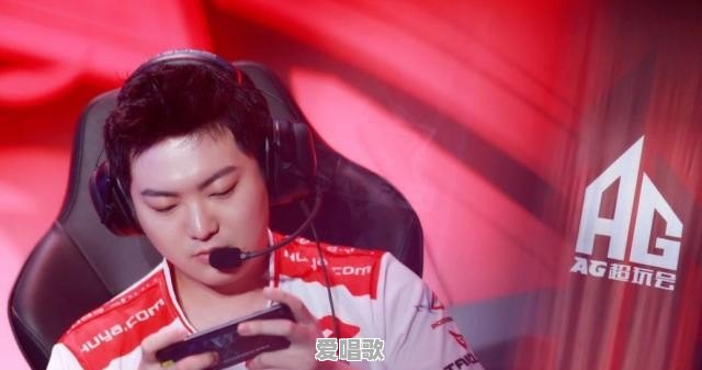 KPL人气王“进军歌坛”,梦泪新歌登顶热搜榜,网友听完后:打扰了,如何评价此事 KPL人气王“进军歌坛”,梦泪新歌登顶热搜榜,网友听完后:打扰了,如何评价此事 - 爱唱歌