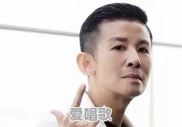 娱乐圈里曾女扮男装惊艳你的明星都有谁 娱乐圈里曾女扮男装惊艳你的明星都有谁 - 爱唱歌