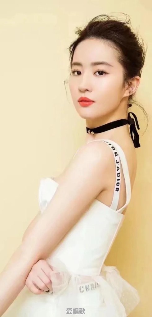 双世宠妃女主,新晋小花与大她9岁知名男明星分手,可惜吗 双世宠妃女主,新晋小花与大她9岁知名男明星分手,可惜吗 - 爱唱歌