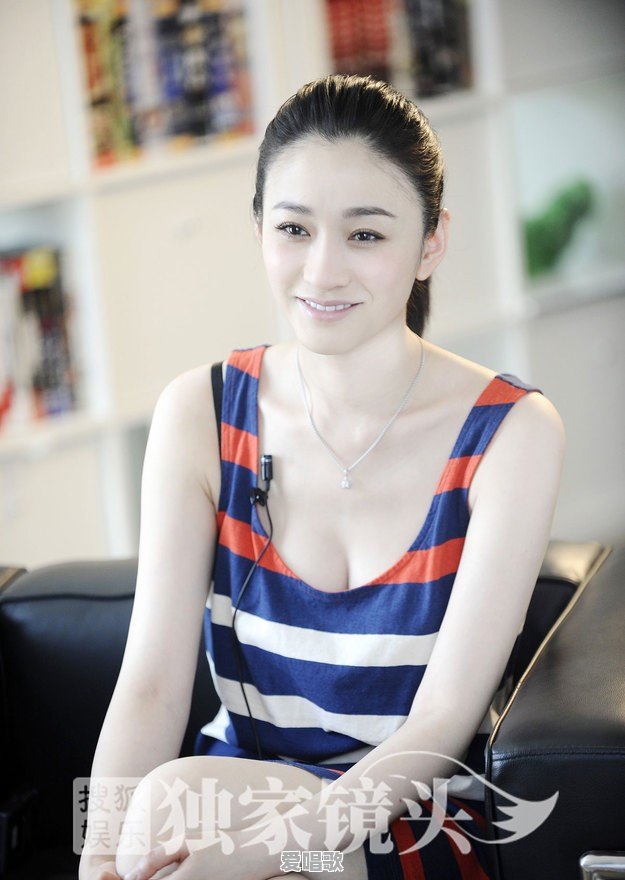 双世宠妃女主,新晋小花与大她9岁知名男明星分手,可惜吗 双世宠妃女主,新晋小花与大她9岁知名男明星分手,可惜吗 - 爱唱歌