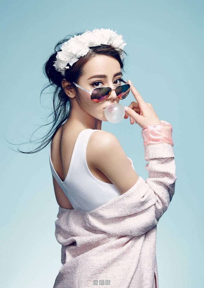 双世宠妃女主,新晋小花与大她9岁知名男明星分手,可惜吗 双世宠妃女主,新晋小花与大她9岁知名男明星分手,可惜吗 - 爱唱歌