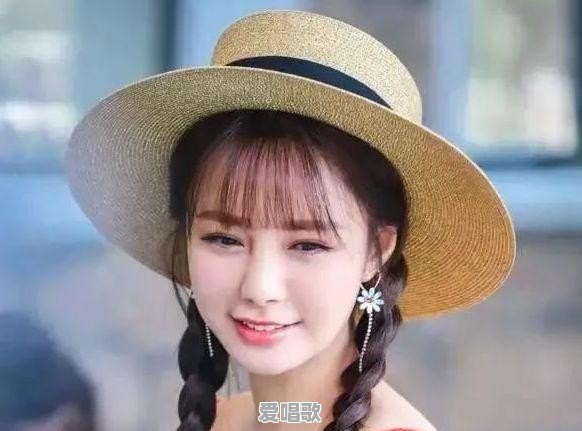 《湖南卫视》为什么要力捧沈梦辰？她是什么来头 - 爱唱歌