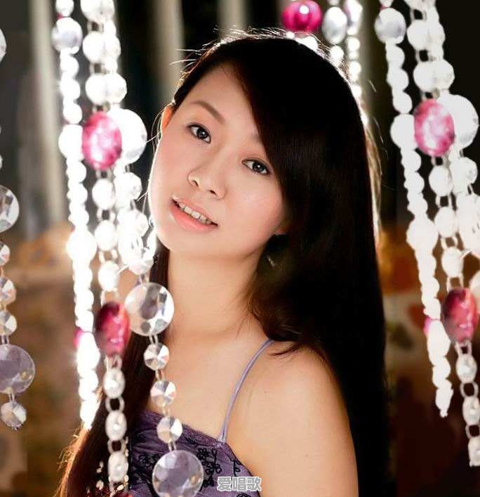为什么有些歌发行的时候无人问津,后来却因为别人的翻唱、改编、引用等,反而火爆了 为什么有些歌发行的时候无人问津,后来却因为别人的翻唱、改编、引用等,反而火爆了 - 爱唱歌