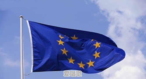意大利人降下欧盟旗帜,升起中国和俄罗斯国旗,说明了什么 意大利人降下欧盟旗帜,升起中国和俄罗斯国旗,说明了什么 - 爱唱歌