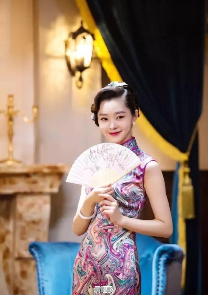 戚薇的中国旗袍装扮好美,还有哪些明星穿旗袍让你惊艳 戚薇的中国旗袍装扮好美,还有哪些明星穿旗袍让你惊艳 - 爱唱歌