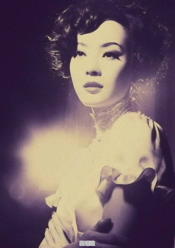 戚薇的中国旗袍装扮好美,还有哪些明星穿旗袍让你惊艳 戚薇的中国旗袍装扮好美,还有哪些明星穿旗袍让你惊艳 - 爱唱歌
