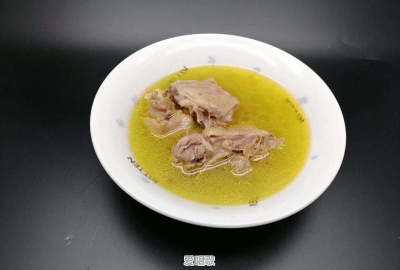 清炖土鸡汤怎样做 清炖土鸡汤怎样做 - 爱唱歌
