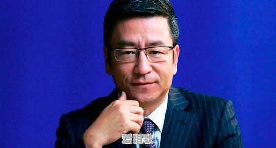 白岩松表示不用微信、前段时间又反对ETC,是思想观念落伍了吗 白岩松表示不用微信、前段时间又反对ETC,是思想观念落伍了吗 - 爱唱歌