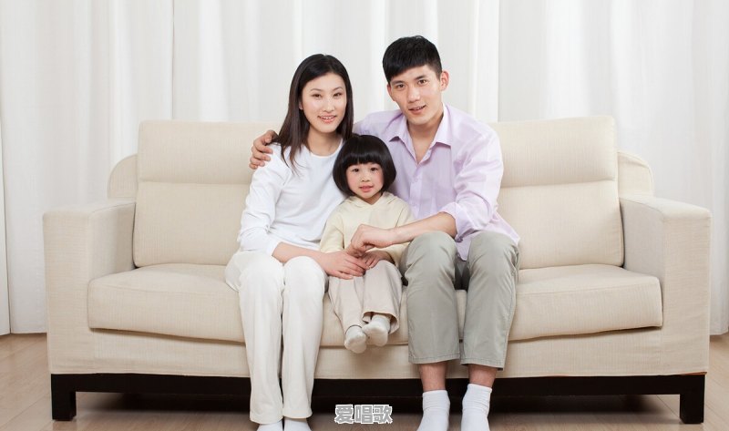 为什么六七十年代的农村,人们给孩子起名字都叫:狗剩,铁蛋 为什么六七十年代的农村,人们给孩子起名字都叫:狗剩,铁蛋 - 爱唱歌