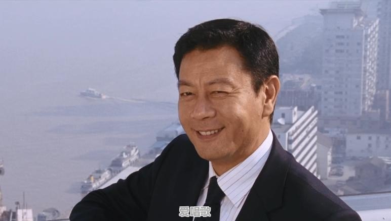 利奇马台风来袭，今晚宅在家里你会看哪部电影 - 爱唱歌