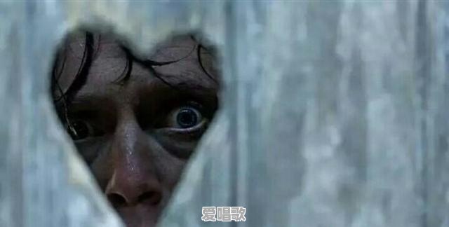 利奇马台风来袭，今晚宅在家里你会看哪部电影 - 爱唱歌