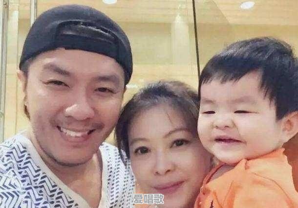 阿杜成名史,曾经一夜走红后被曝出患焦虑症,如今过得怎样 阿杜成名史,曾经一夜走红后被曝出患焦虑症,如今过得怎样 - 爱唱歌