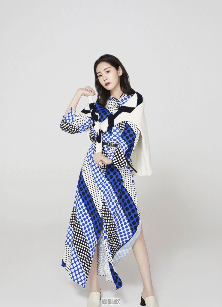 为什么那英带的三个冠军,还不如没夺冠的吴莫愁吉克隽逸红 为什么那英带的三个冠军,还不如没夺冠的吴莫愁吉克隽逸红 - 爱唱歌