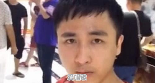 如何看待王祖蓝快手直播没给网红点关注被怒怼 如何看待王祖蓝快手直播没给网红点关注被怒怼 - 爱唱歌