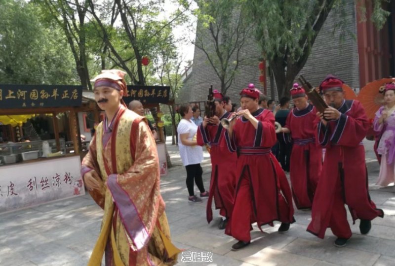 最近想出去走走,有合适的旅游地点推荐吗 最近想出去走走,有合适的旅游地点推荐吗 - 爱唱歌
