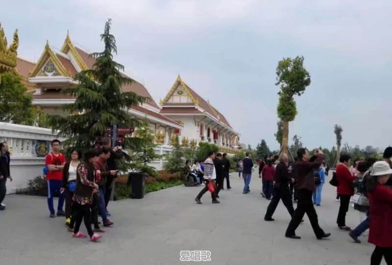 最近想出去走走,有合适的旅游地点推荐吗 最近想出去走走,有合适的旅游地点推荐吗 - 爱唱歌