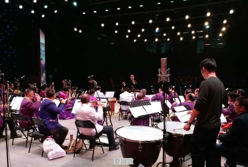 汪峰是如何写出这么多质量如此高(个人观点)的歌曲的 汪峰是如何写出这么多质量如此高(个人观点)的歌曲的 - 爱唱歌